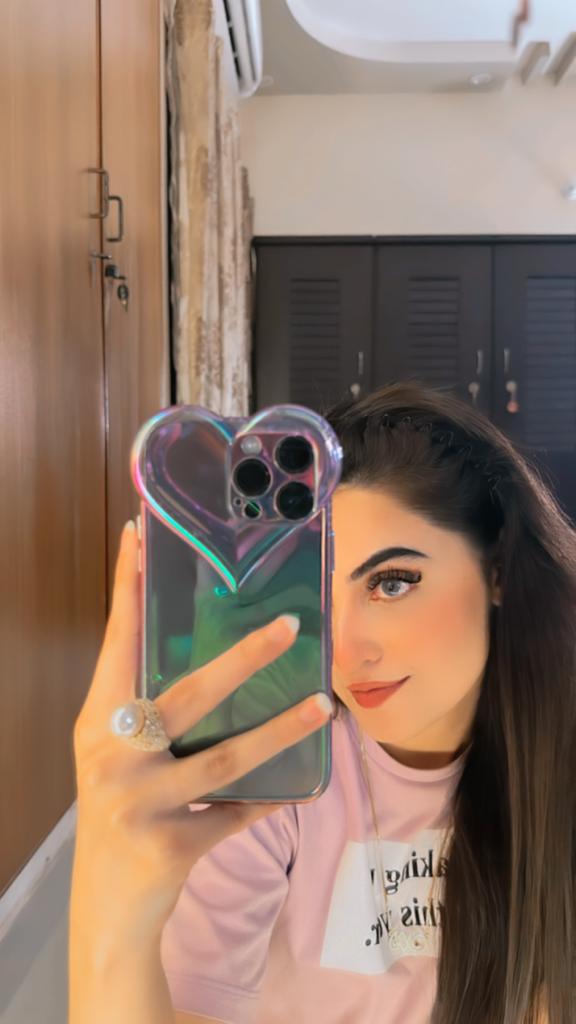 Heart holographic Case 16 Pro Max