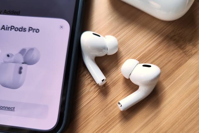 Seamless Sound: AirPods Pro - Your Everyday Audio 50% OFF