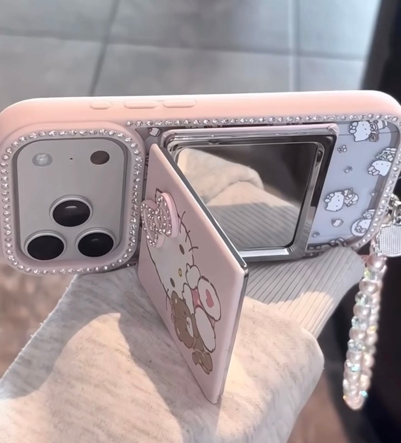 Premium Diamond Mirror Hello Kitty Bow Case