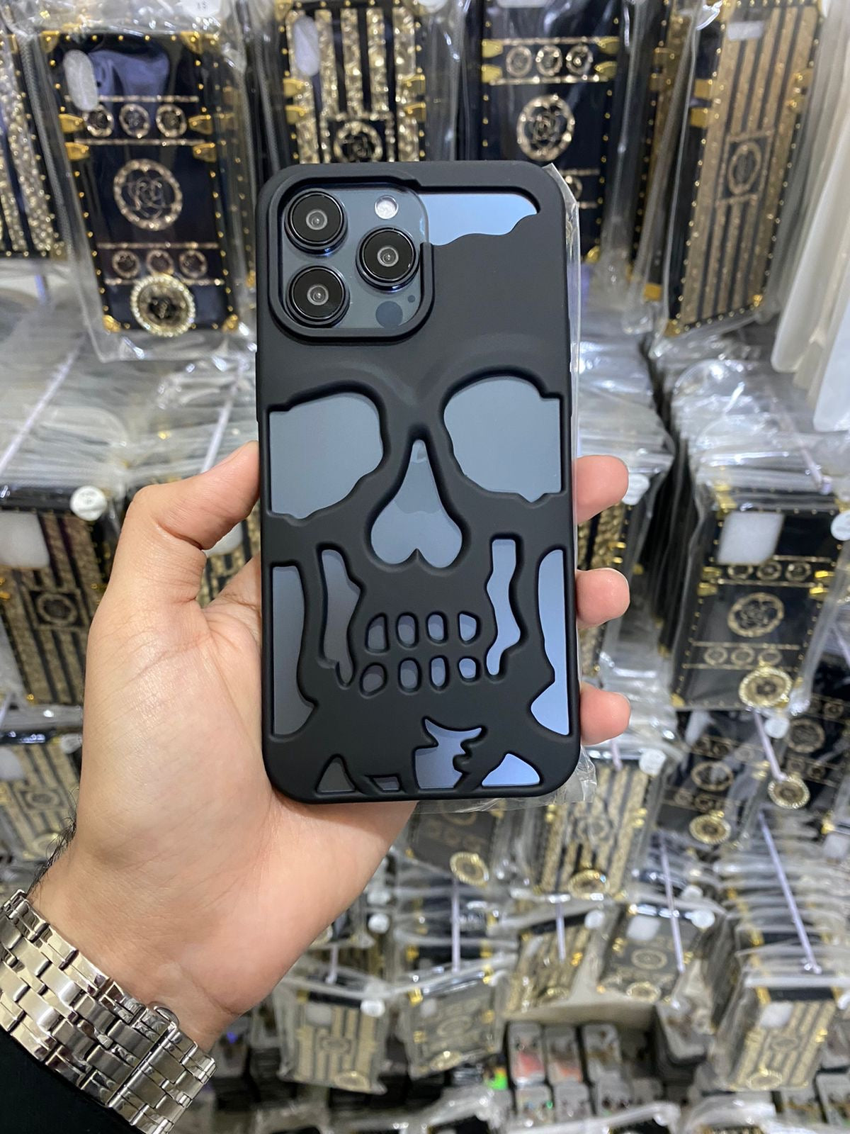 "Unearthed Elegance: Skull-Themed Phone Cases for the Bold and Stylish" BLACK