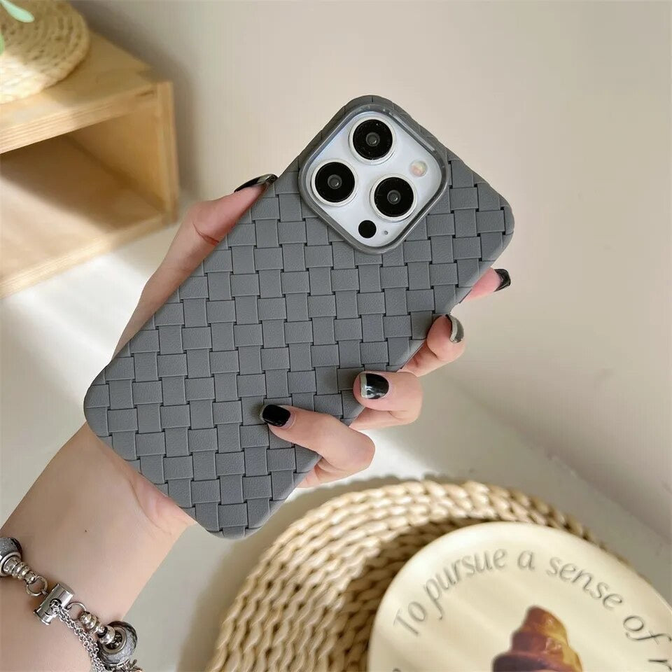 16 Pro Max Soft Woven Trendy Super Quality Case