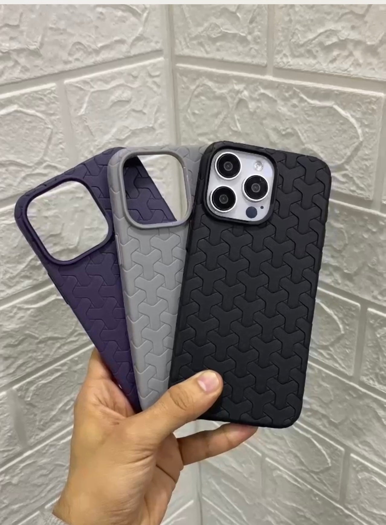 16 Pro Max Soft Woven Trendy Super Quality Case