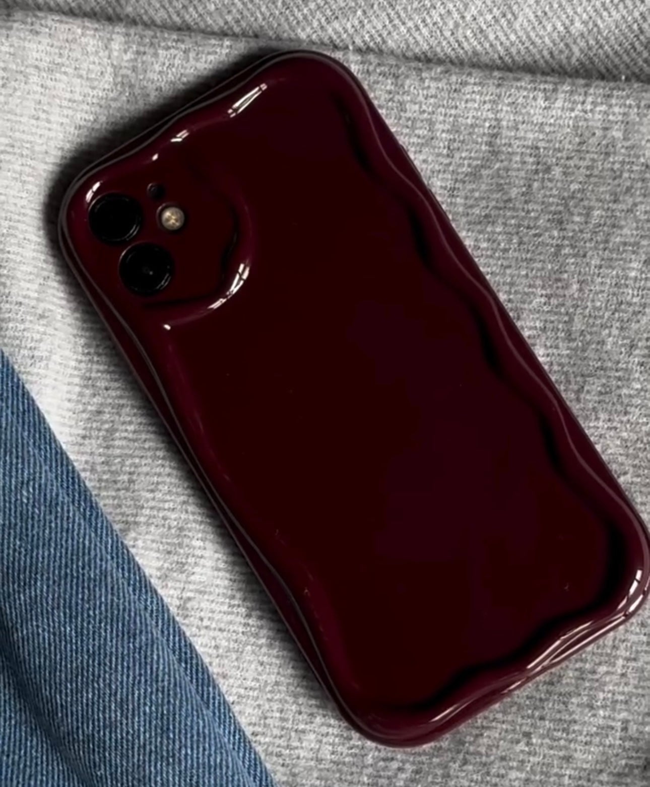 New Burgundy cherry Wavy Case ( Flat 50% OFF)